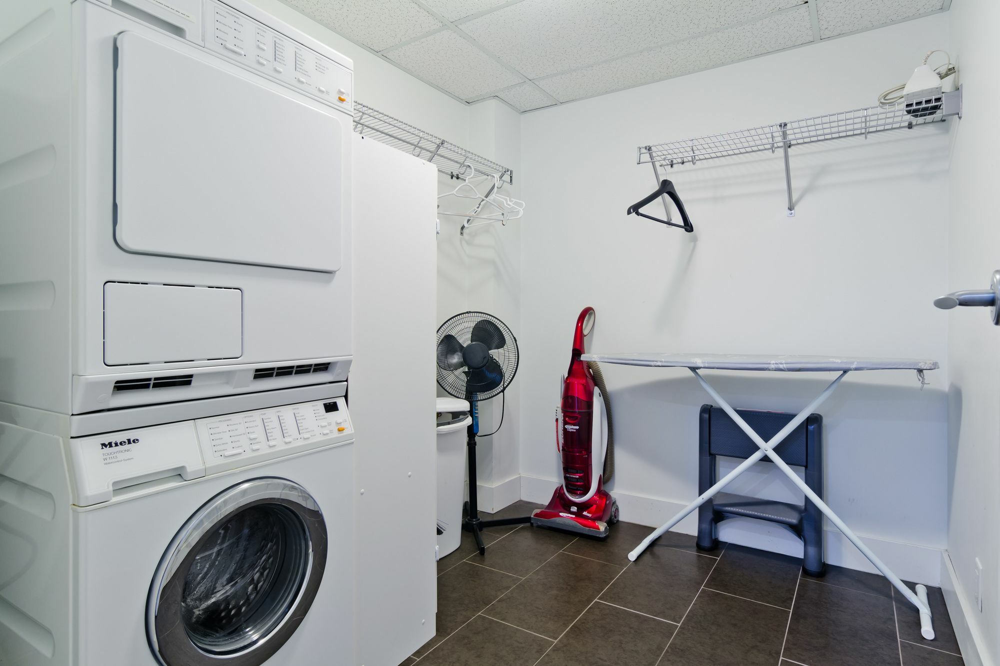 Suite Digs Arriva YYC Esterno foto
